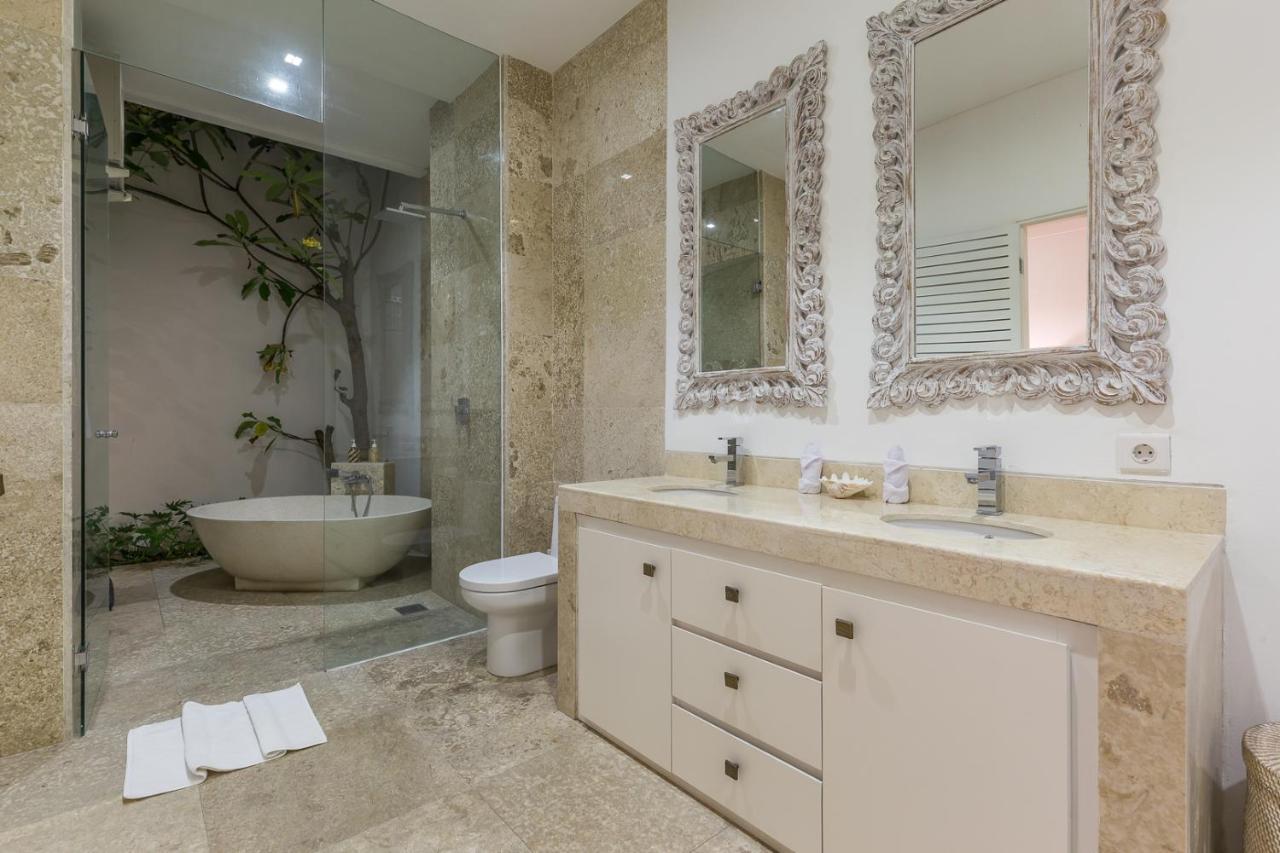 Villa Lansel, Modern 3 bedrooms villa, 14m pool, 700m from beach Seminyak Buitenkant foto