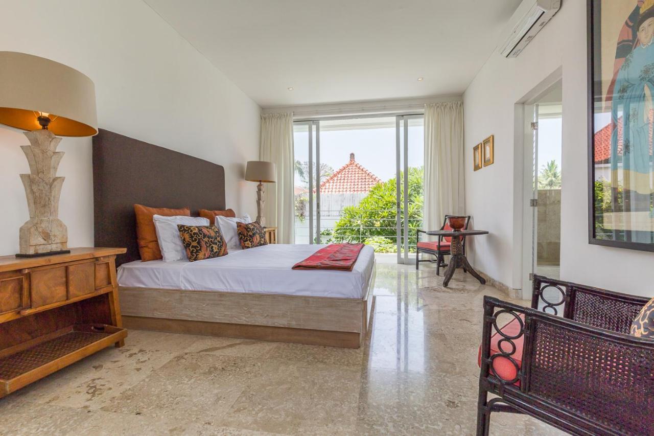 Villa Lansel, Modern 3 bedrooms villa, 14m pool, 700m from beach Seminyak Buitenkant foto